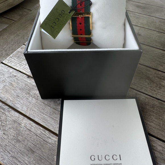 Gucci Watch - Picture 3 of 5